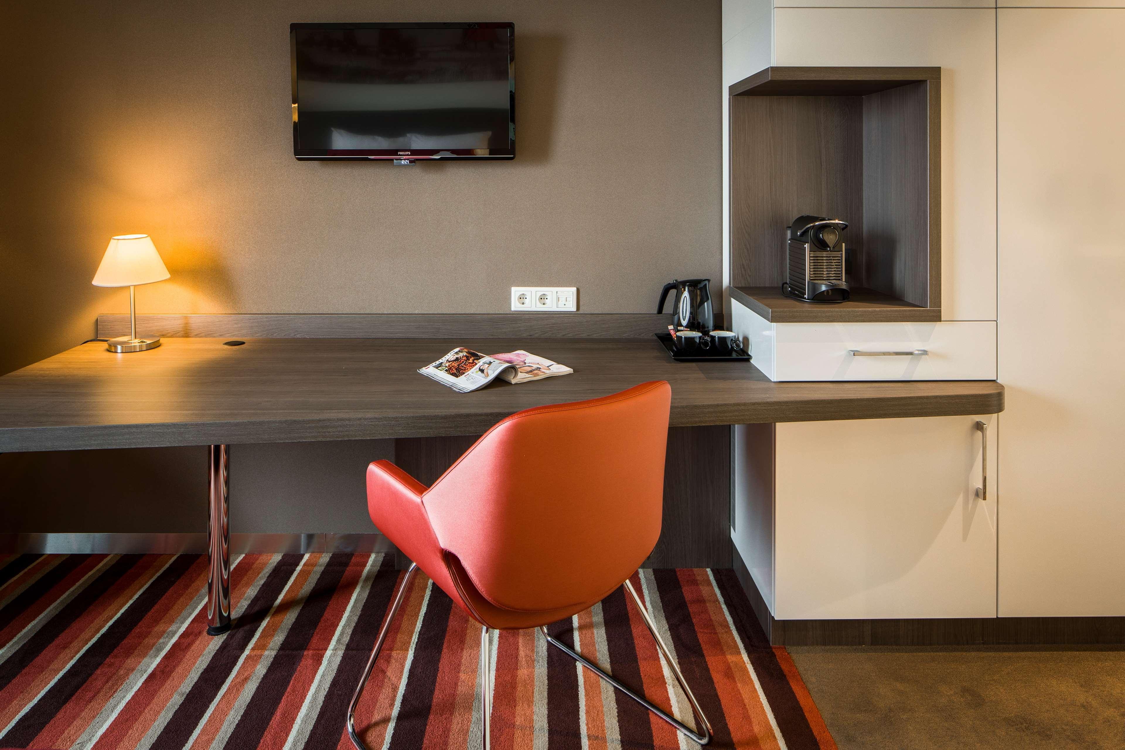 Plaza Premium Grand Winston Hotel Rijswijk Ngoại thất bức ảnh