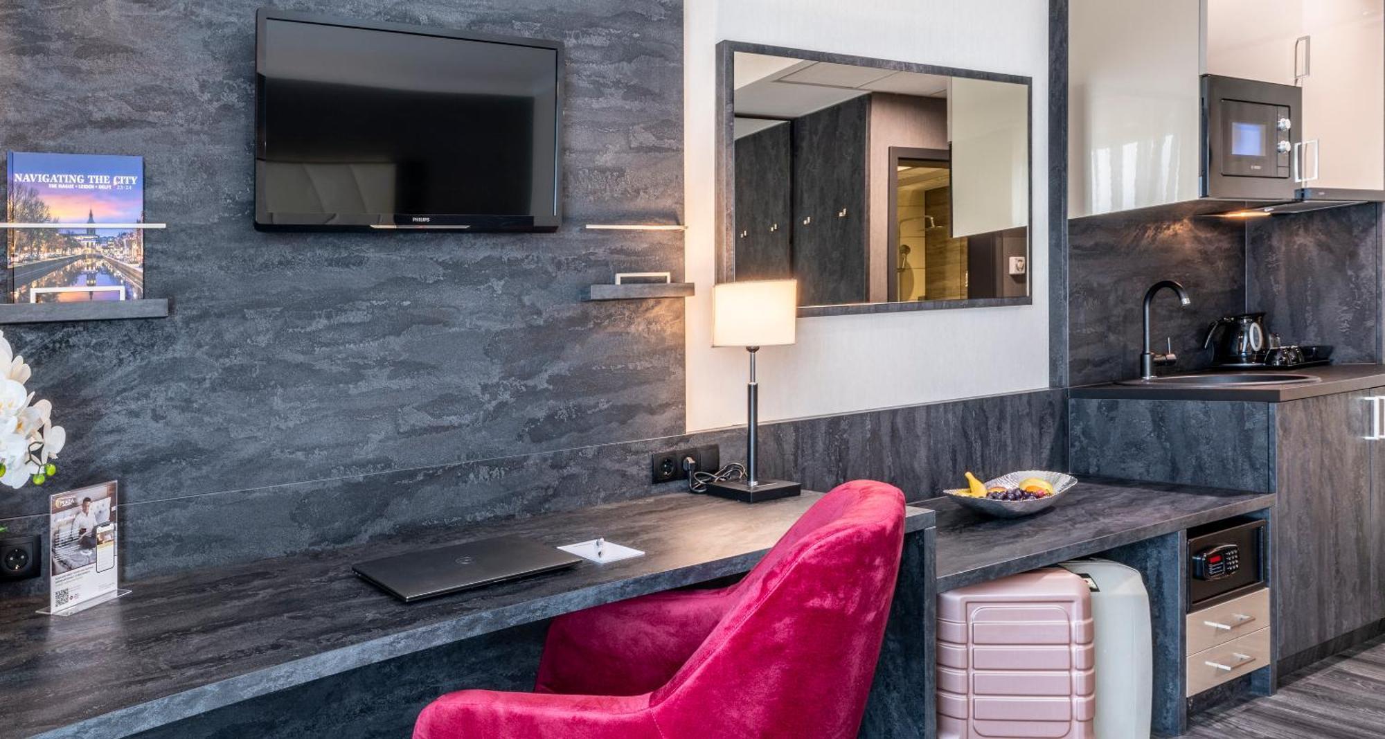 Plaza Premium Grand Winston Hotel Rijswijk Ngoại thất bức ảnh